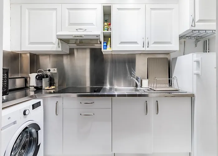 Avenue Ternes Apartment Paris